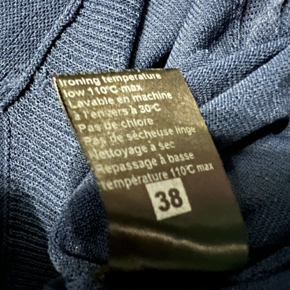 𝅺NWOT Crea concept, asymmetrical opening shirt, dark blue, size 38 - Picture 8 of 9